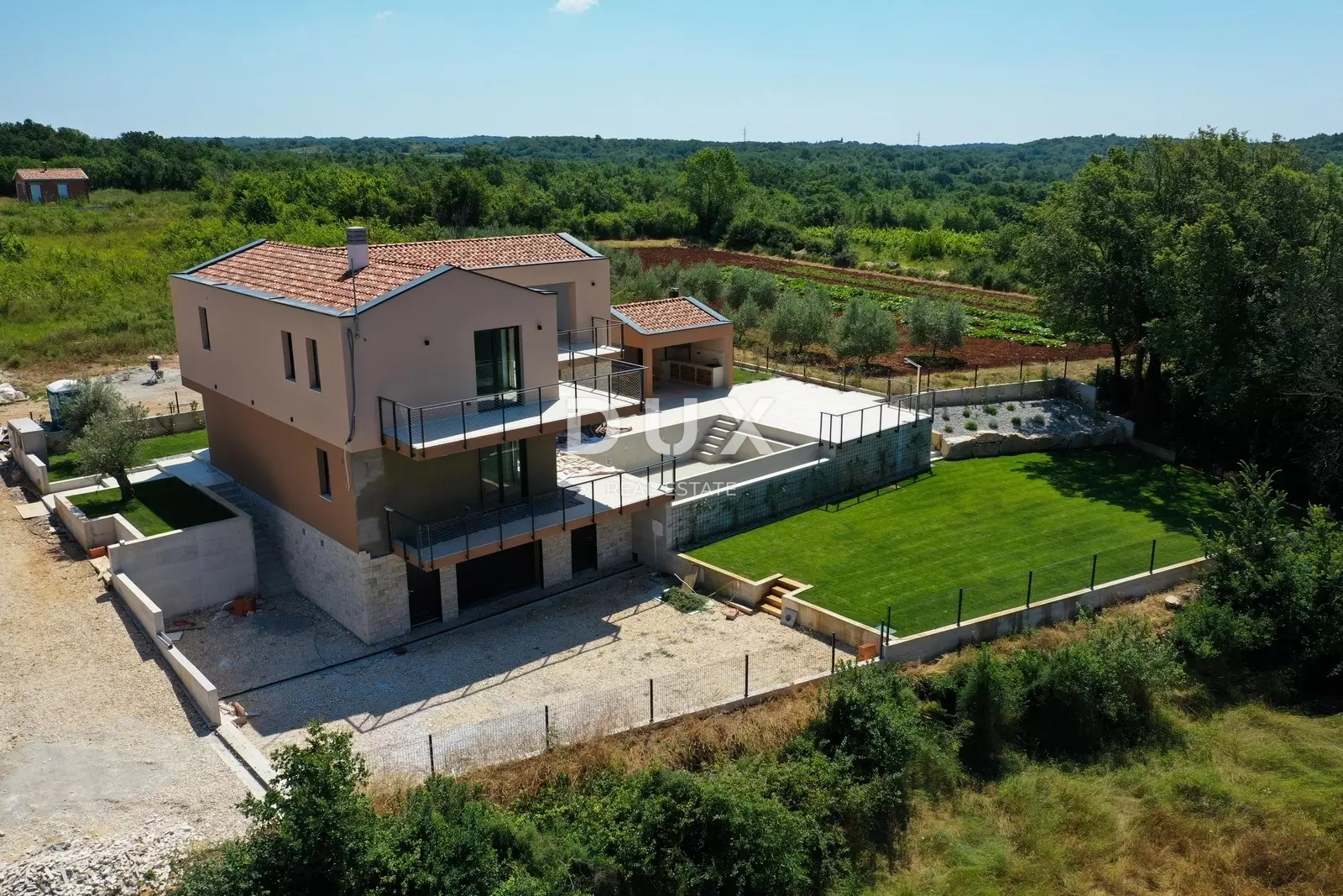 4-bedroom Detached House In Višnjan, Croatia (377 M²)