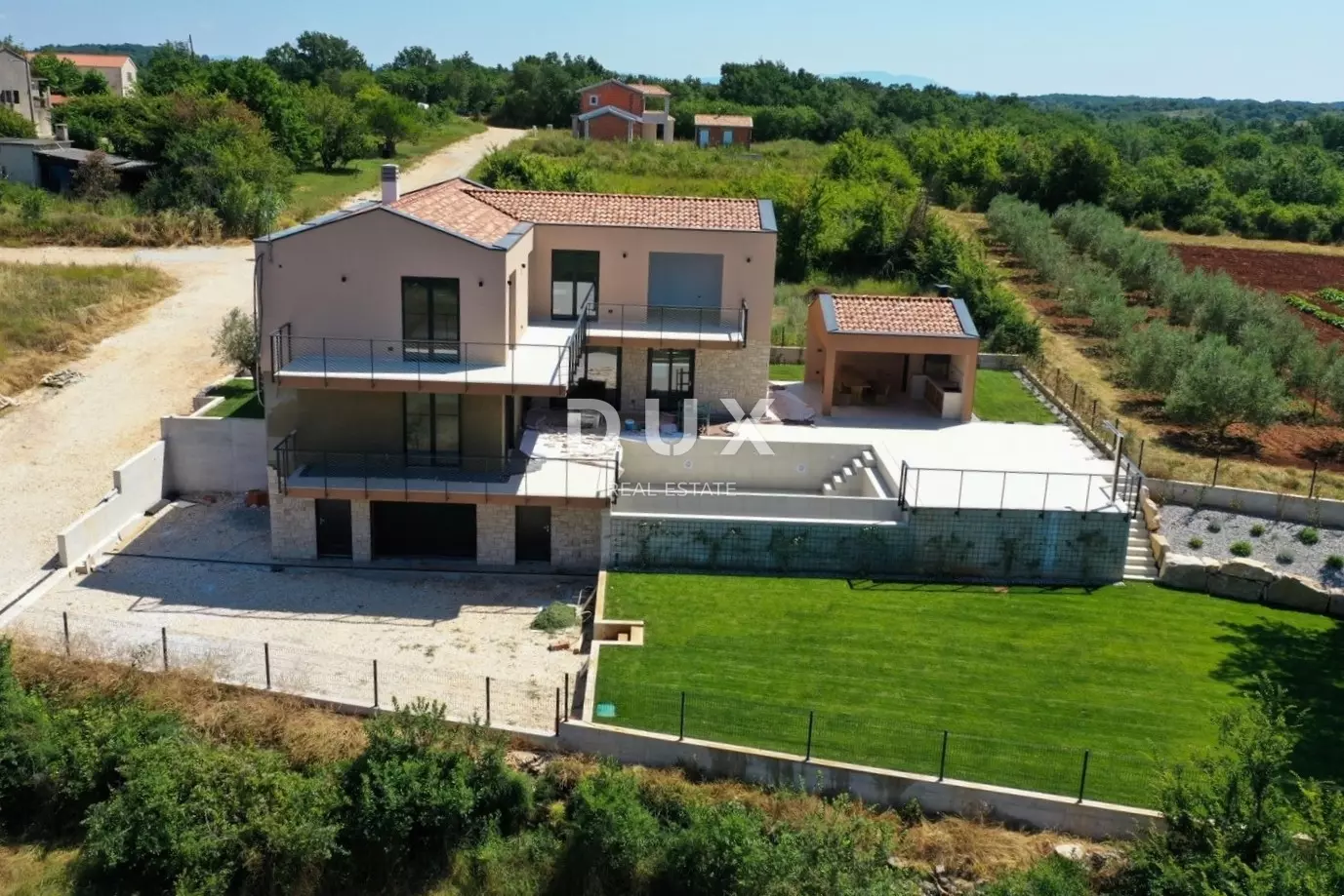 4-bedroom Detached House In Višnjan, Croatia (377 M²)