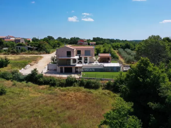 4-bedroom Detached House In Višnjan, Croatia (377 M²)
