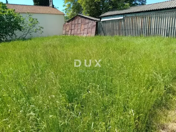 Land In Oprtalj, Croatia (453 M²)