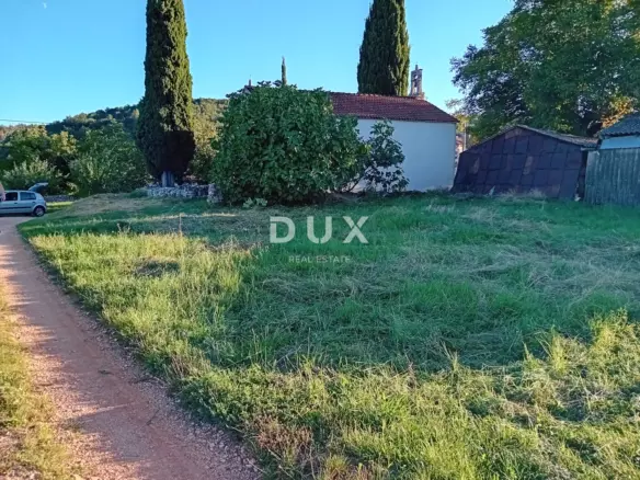 Land In Oprtalj, Croatia (453 M²)