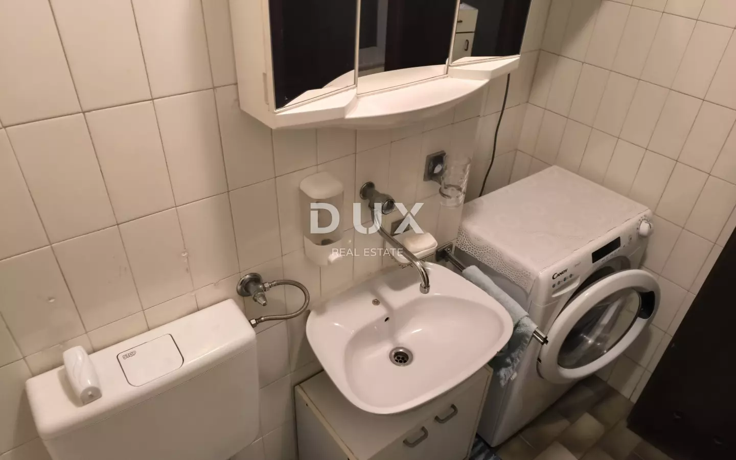 3-bedroom Apartment In Kaštanjer, Croatia (83 M²)