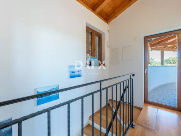 4-bedroom Villa In Žminj, Croatia (398 M²)