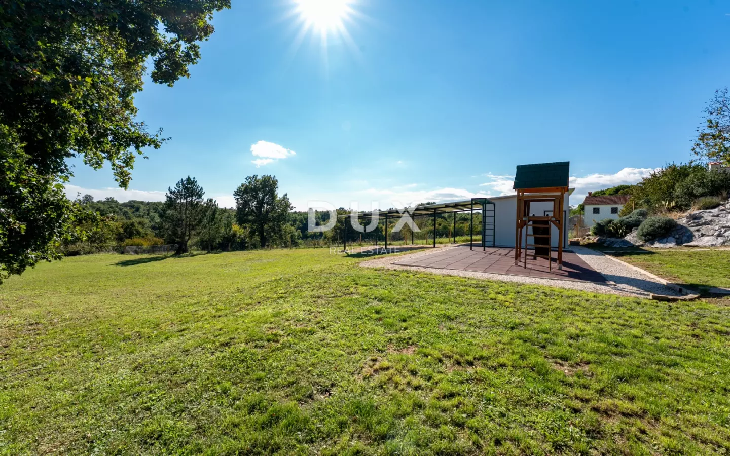 4-bedroom Villa In Žminj, Croatia (398 M²)