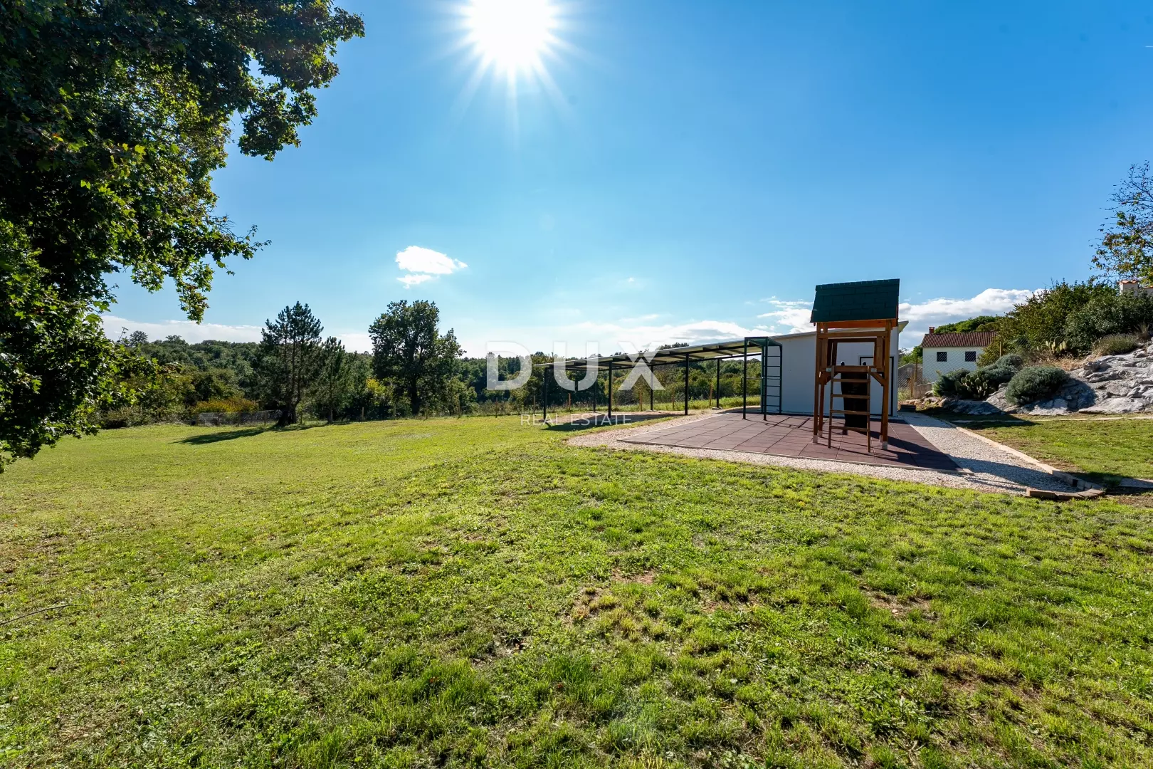 4-bedroom Villa In Žminj, Croatia (398 M²)