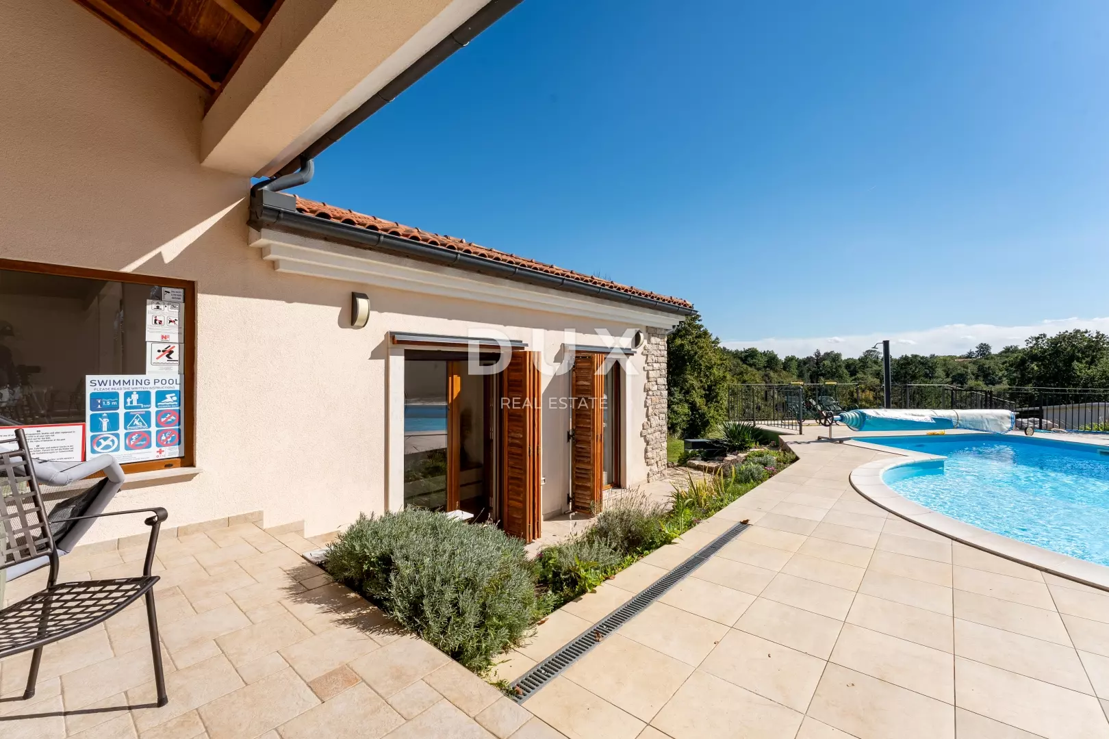 4-bedroom Villa In Žminj, Croatia (398 M²)