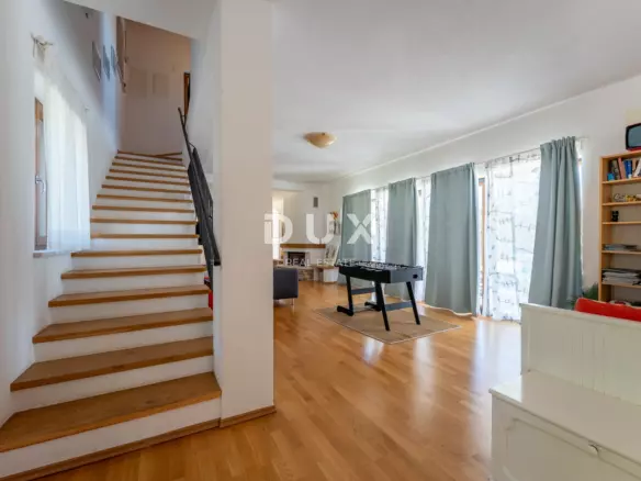 4-bedroom Villa In Žminj, Croatia (398 M²)