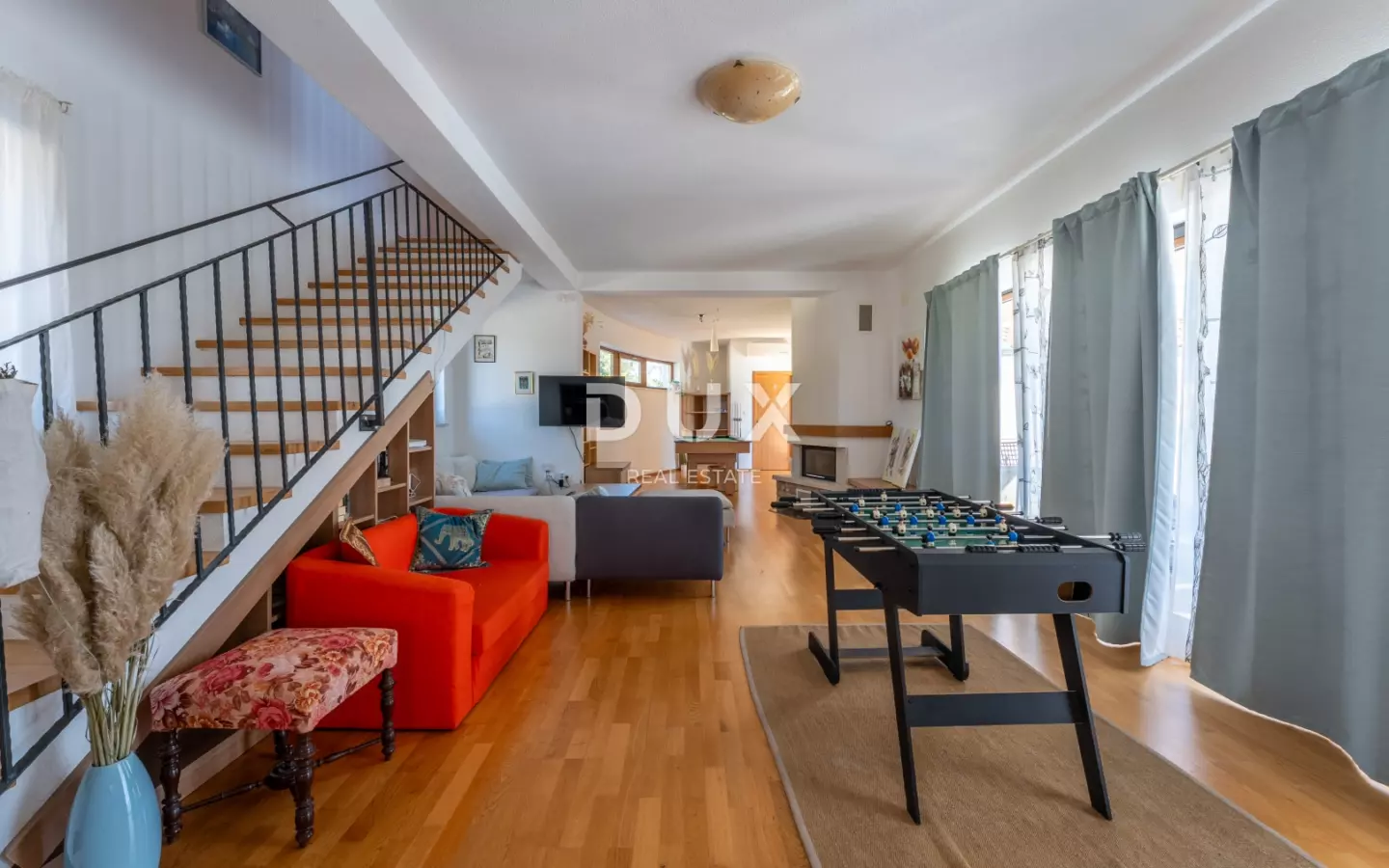 4-bedroom Villa In Žminj, Croatia (398 M²)