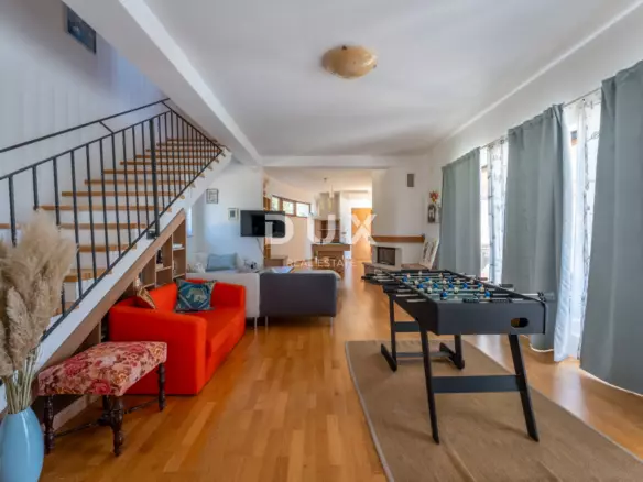 4-bedroom Villa In Žminj, Croatia (398 M²)