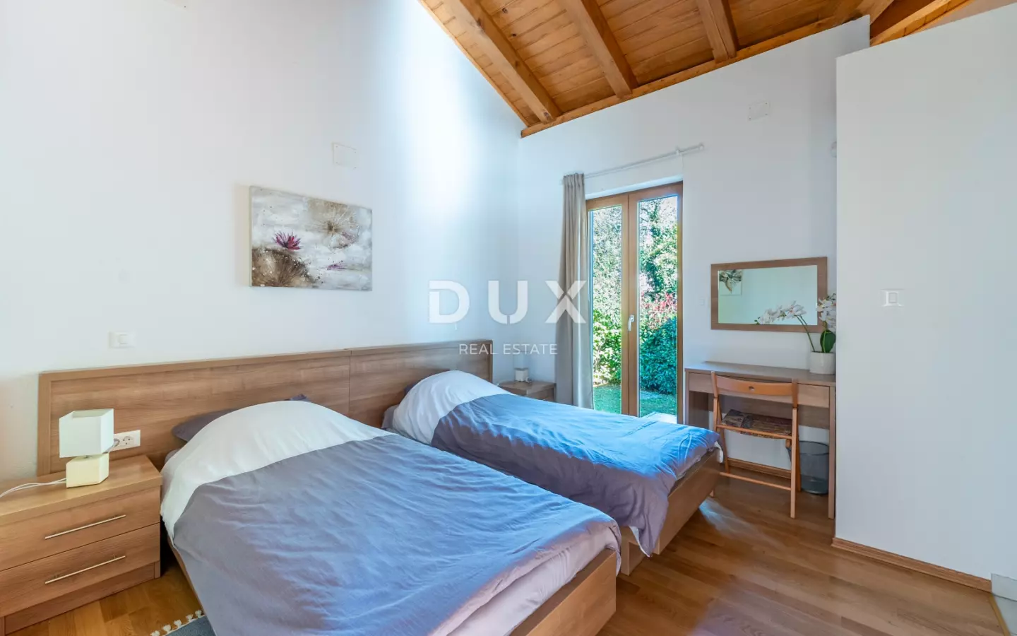 4-bedroom Villa In Žminj, Croatia (398 M²)
