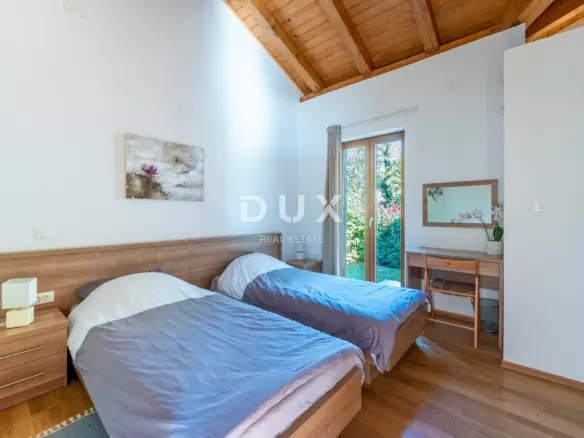 4-bedroom Villa In Žminj, Croatia (398 M²)