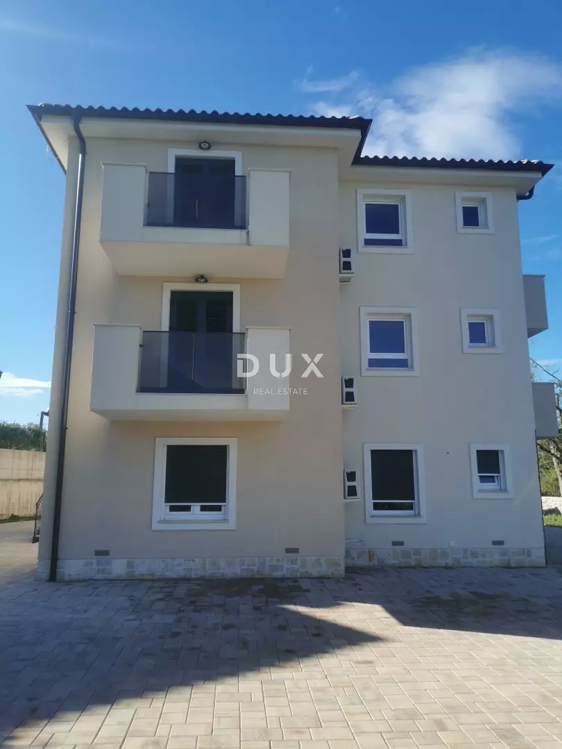 4-bedroom Apartment In Malinska, Croatia (152 M²)