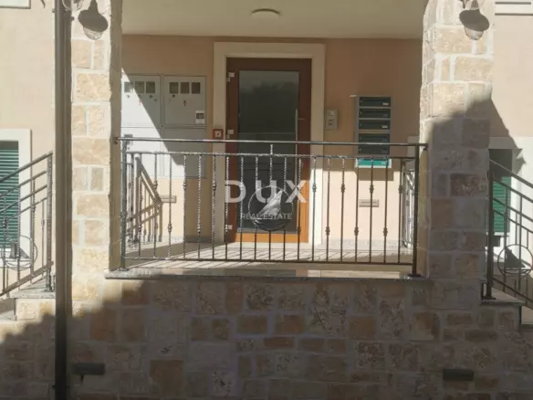 4-bedroom Apartment In Malinska, Croatia (152 M²)