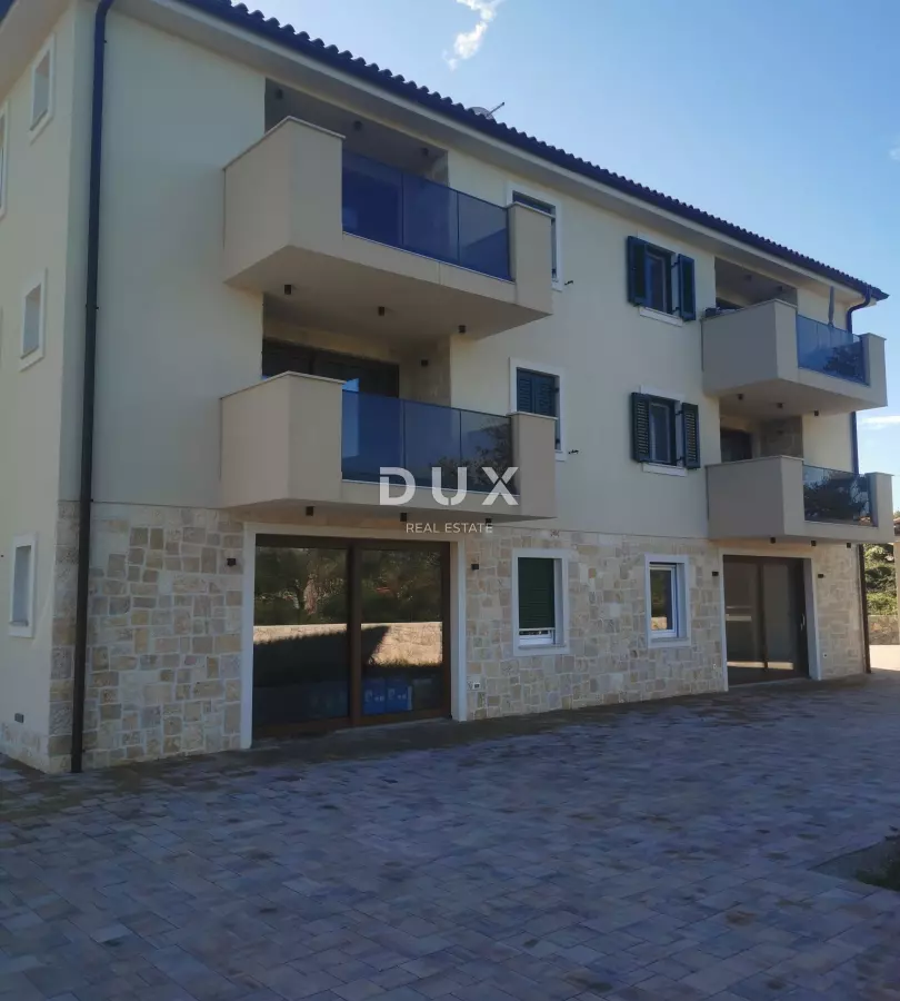 4-bedroom Apartment In Malinska, Croatia (152 M²)