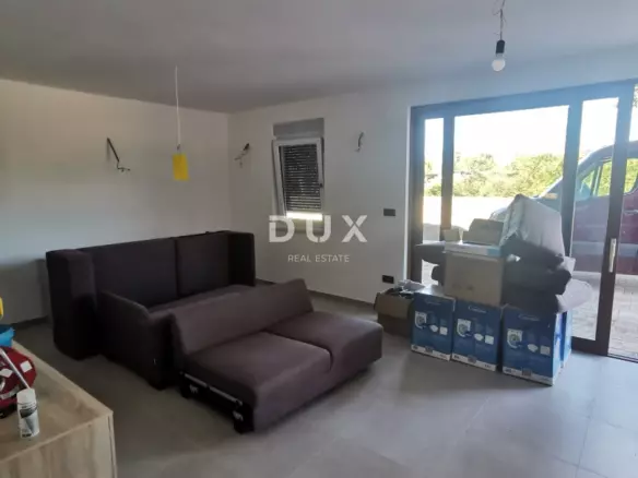 4-bedroom Apartment In Malinska, Croatia (152 M²)