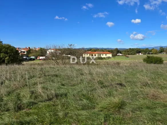 Land In Labin, Croatia (1.076 M²)