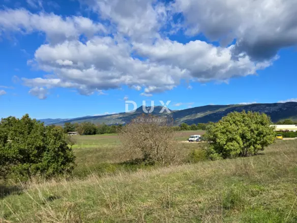 Land In Labin, Croatia (1.057 M²)