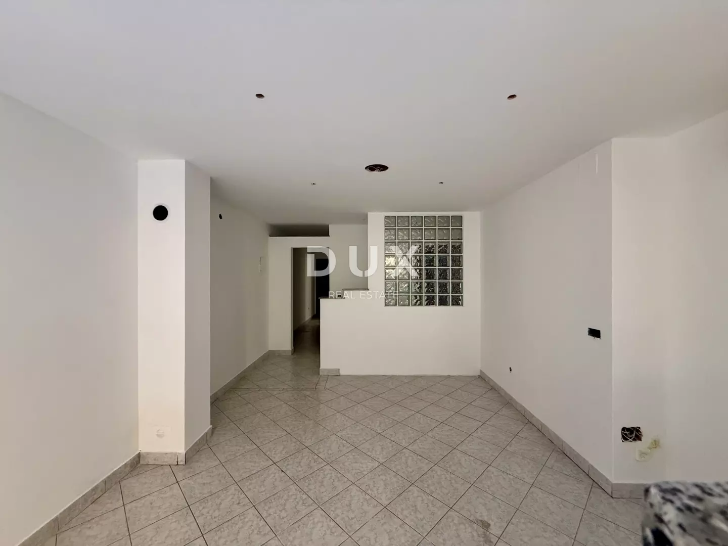 3-bedroom Apartment In Njivice, Croatia (66 M²)