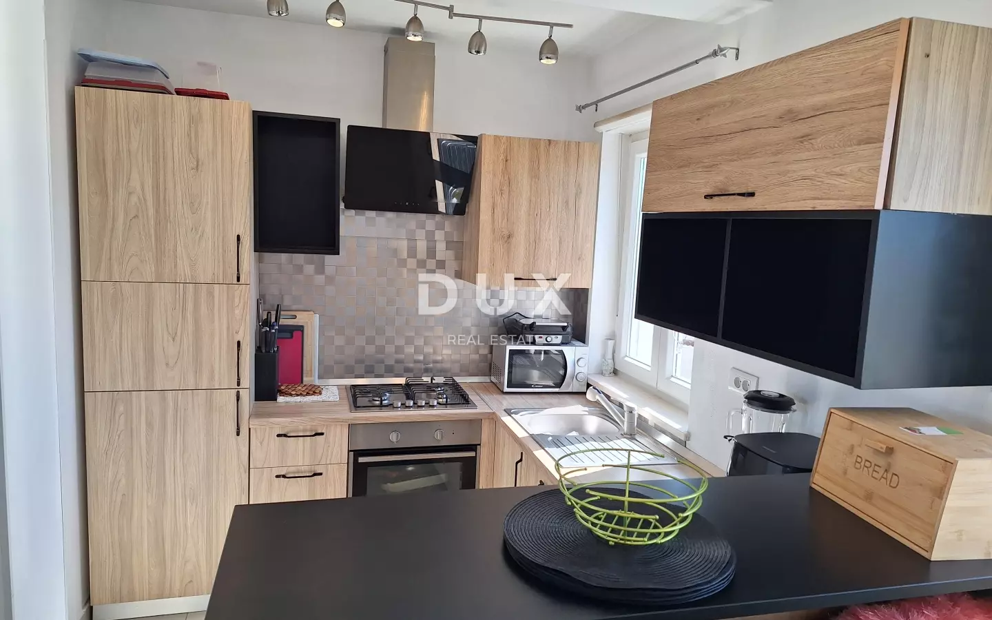 3-bedroom Apartment In Bale, Croatia (88 M²)