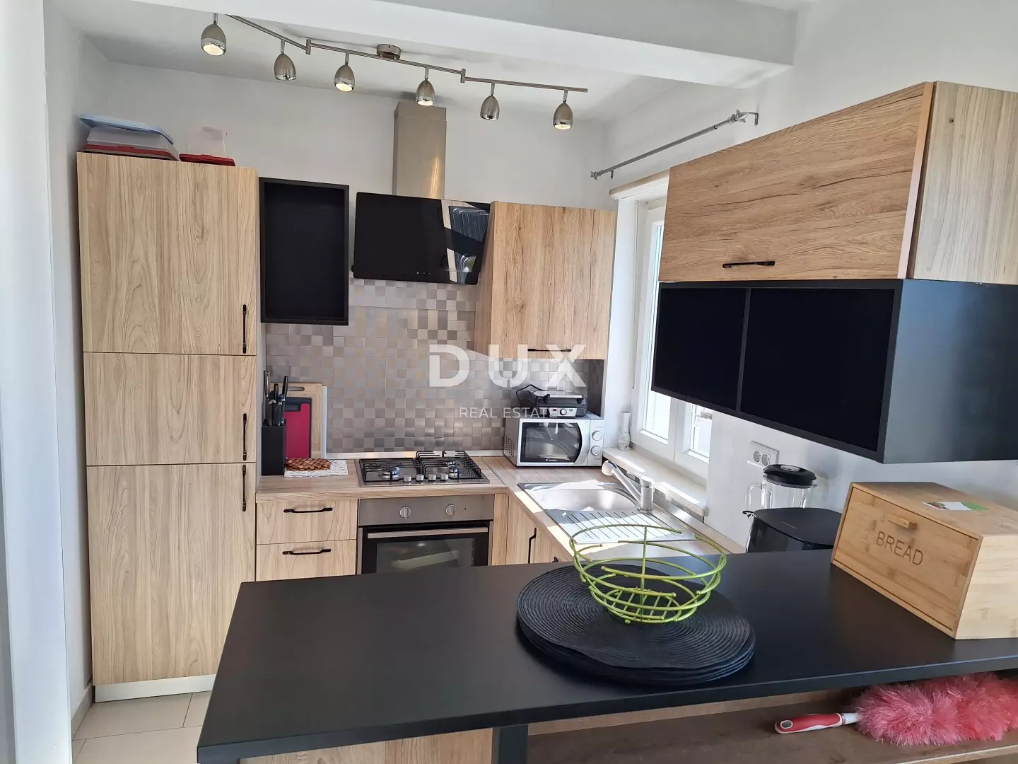 3-bedroom Apartment In Bale, Croatia (88 M²)