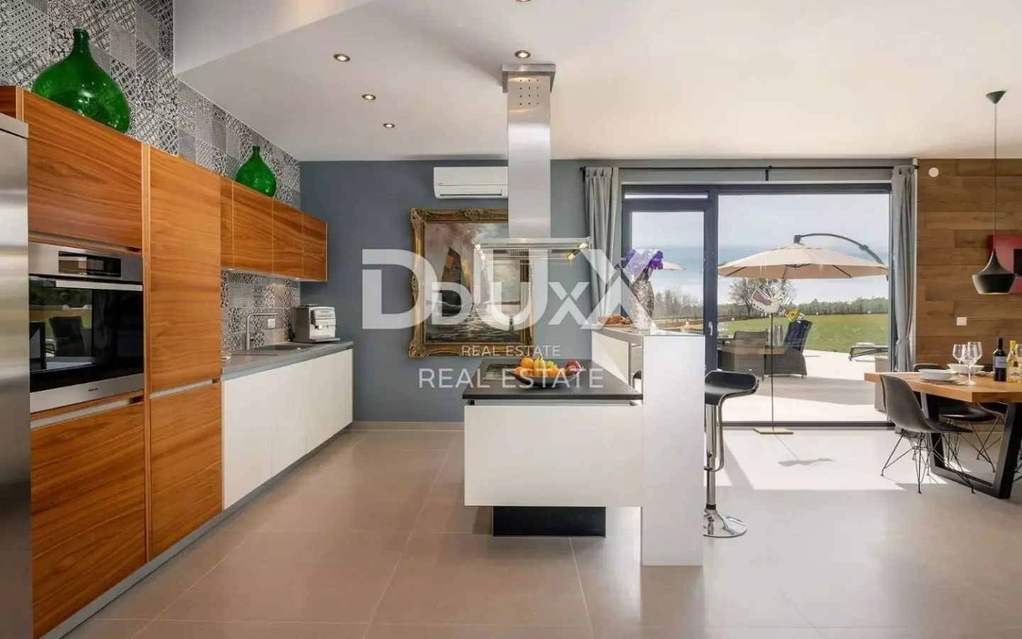 6-bedroom Villa In Višnjan, Croatia (454 M²)