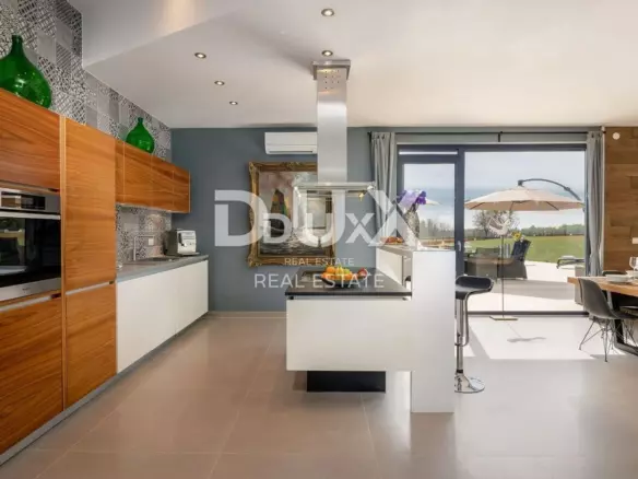 6-bedroom Villa In Višnjan, Croatia (454 M²)