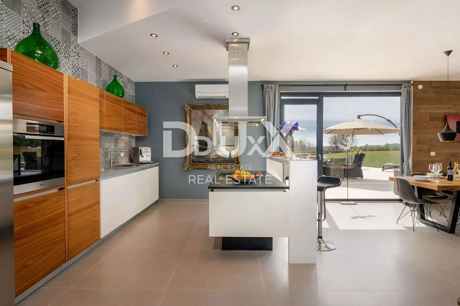 6-bedroom Villa In Višnjan, Croatia (454 M²)
