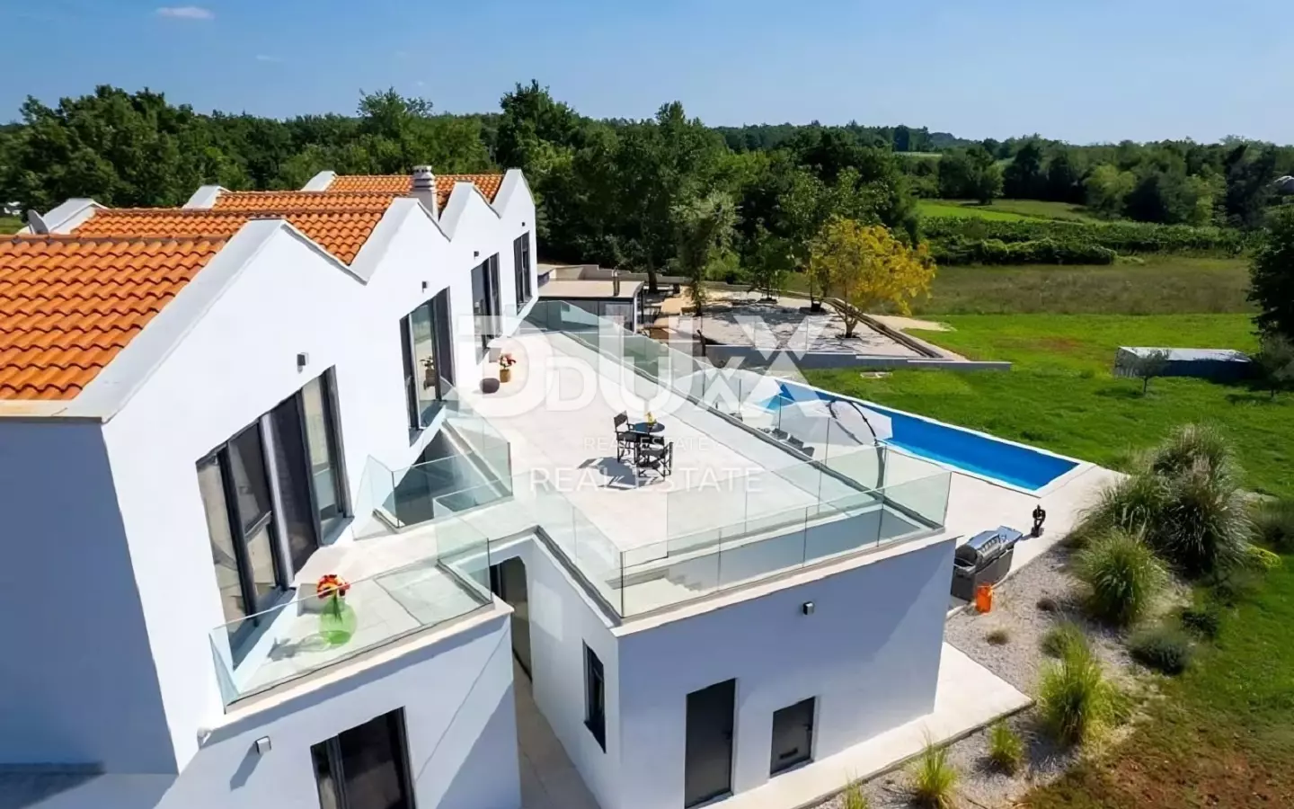6-bedroom Villa In Višnjan, Croatia (454 M²)