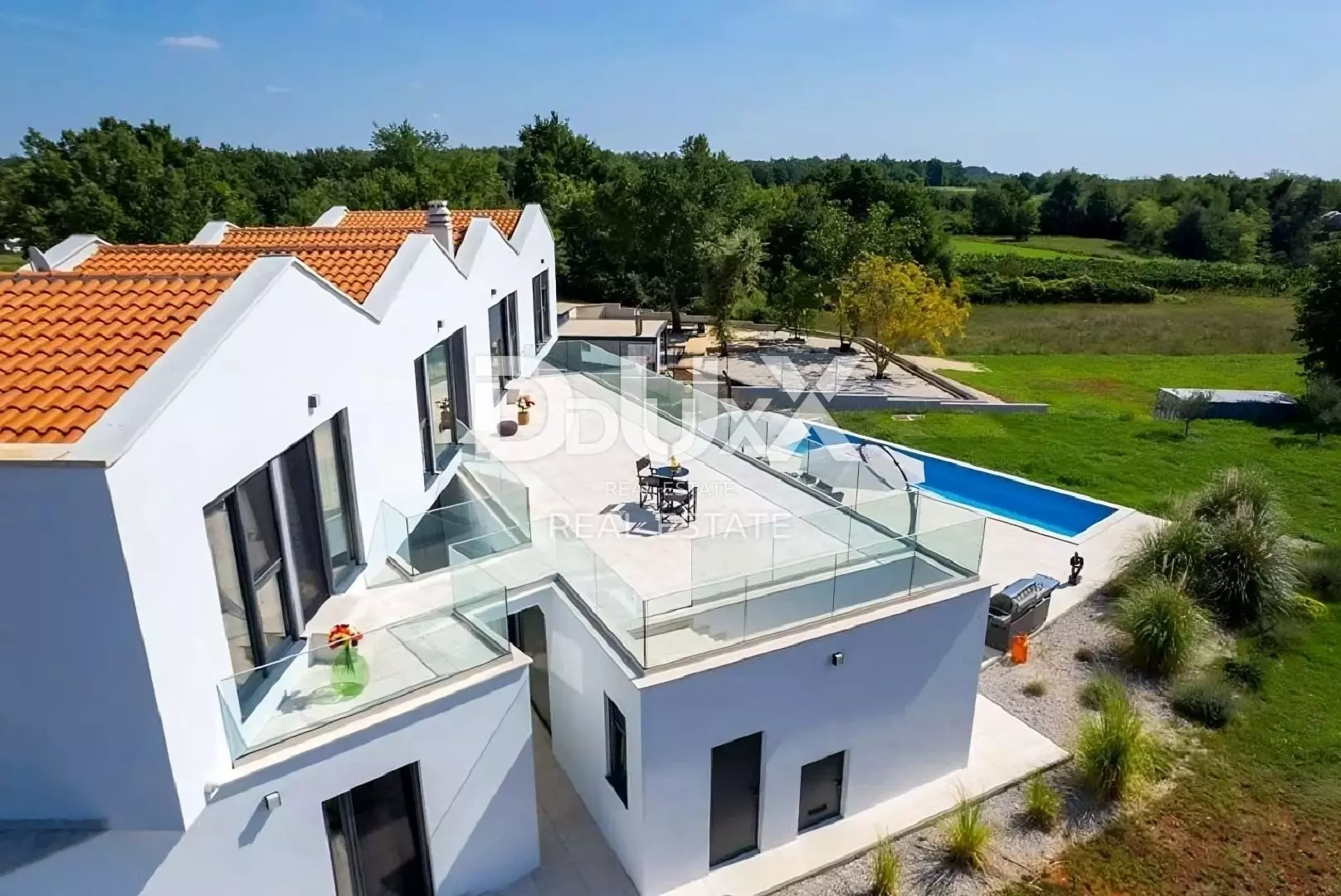 6-bedroom Villa In Višnjan, Croatia (454 M²)