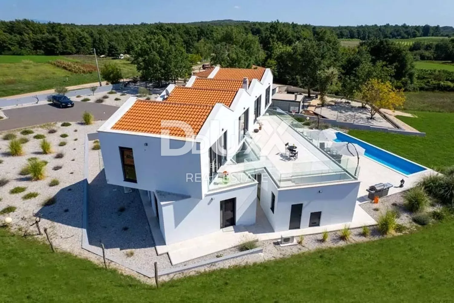 6-bedroom Villa In Višnjan, Croatia (454 M²)