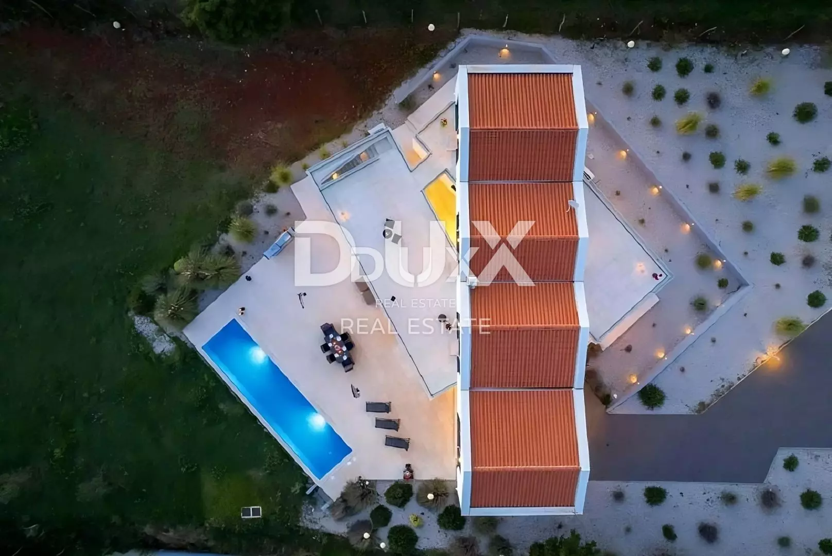6-bedroom Villa In Višnjan, Croatia (454 M²)