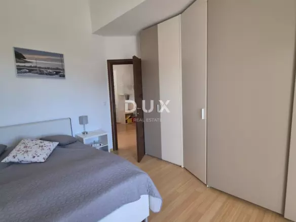 4-bedroom Apartment In Murter, Croatia (155 M²)