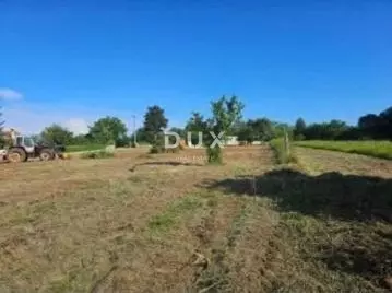 Land In Žminj, Croatia (1.410 M²)