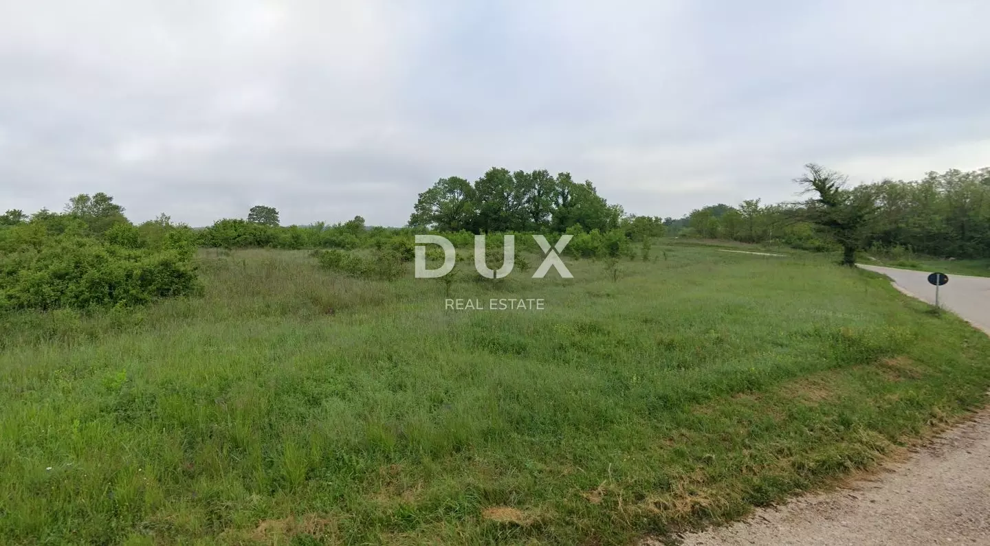 Land In Žminj, Croatia (1.410 M²)