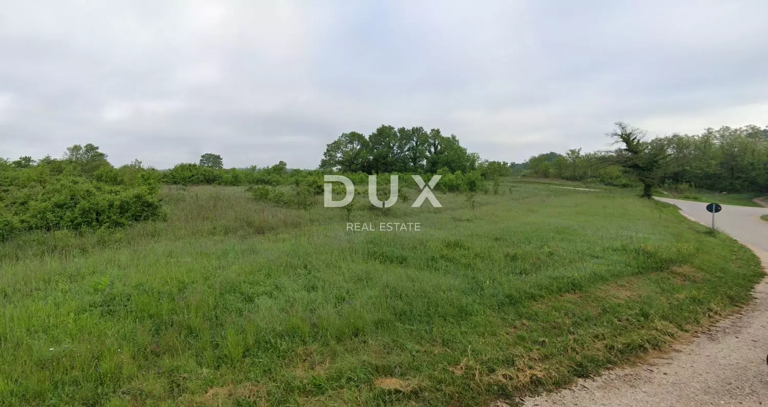 Land In Žminj, Croatia (1.410 M²)