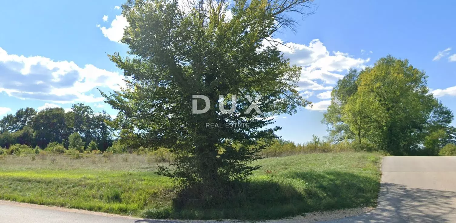 Land In Žminj, Croatia (1.410 M²)