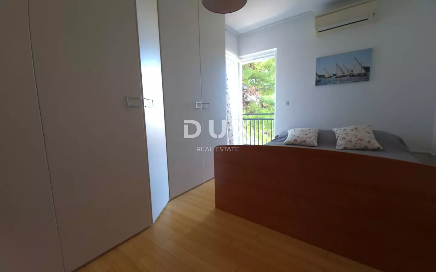 4-bedroom Apartment In Murter, Croatia (155 M²)