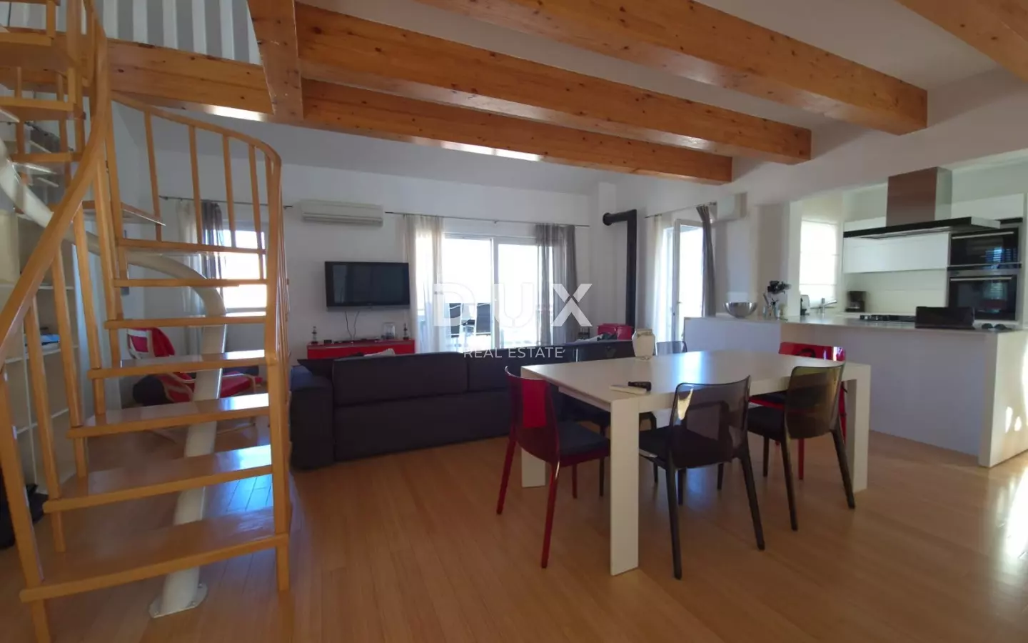 4-bedroom Apartment In Murter, Croatia (155 M²)