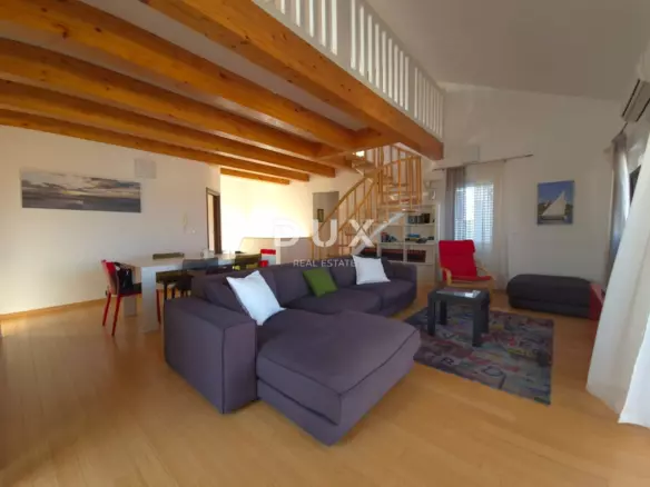 4-bedroom Apartment In Murter, Croatia (155 M²)