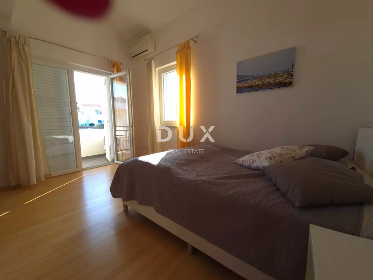 1763985664_cdc69749-7e6b-481c-b39d-026d1c8e0fec-0270c5 4-bedroom Apartment In Murter, Croatia (155 M²)