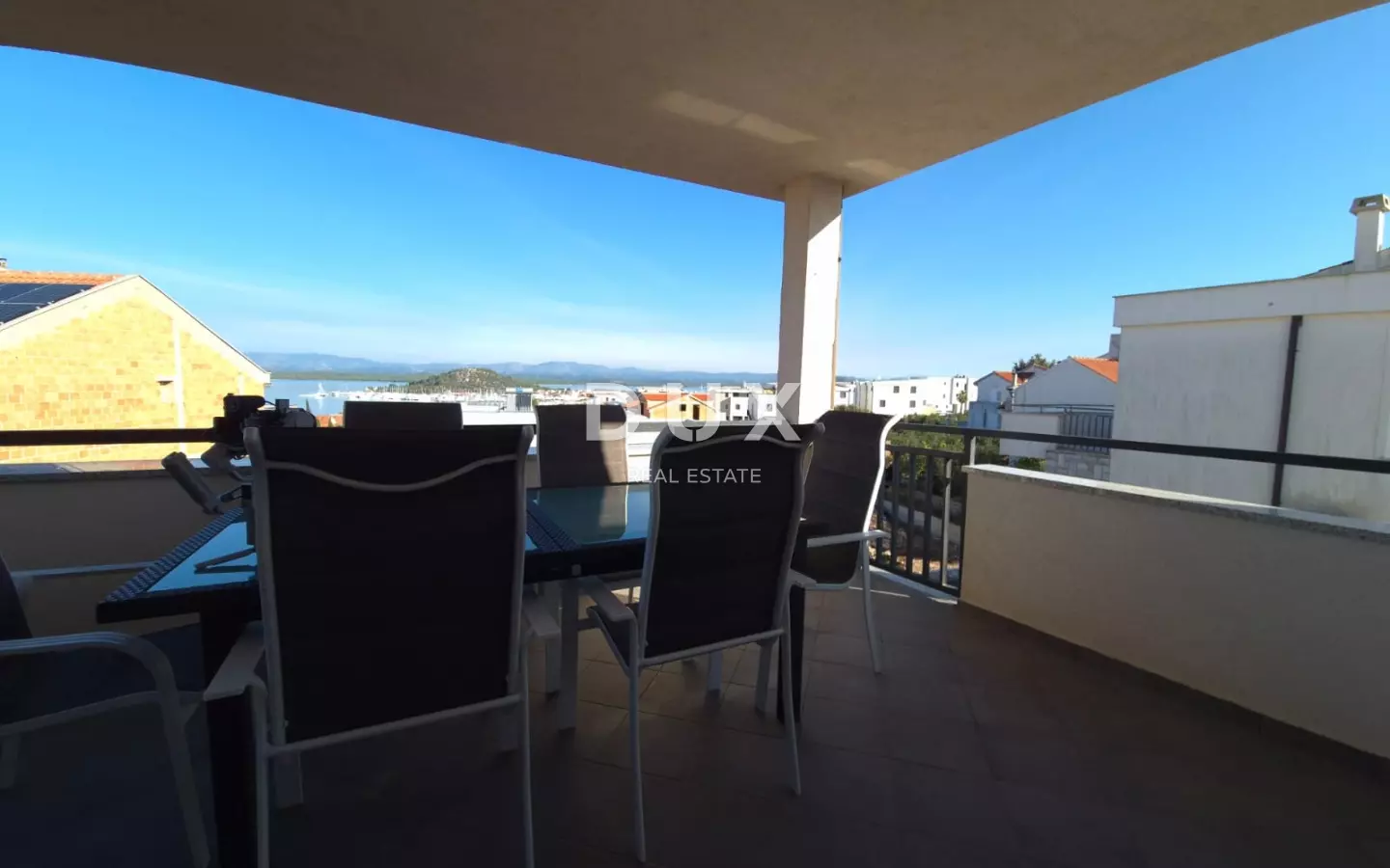 4-bedroom Apartment In Murter, Croatia (155 M²)