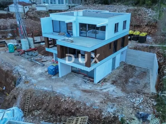 3-bedroom Apartment In Lovran, Croatia (140 M²)