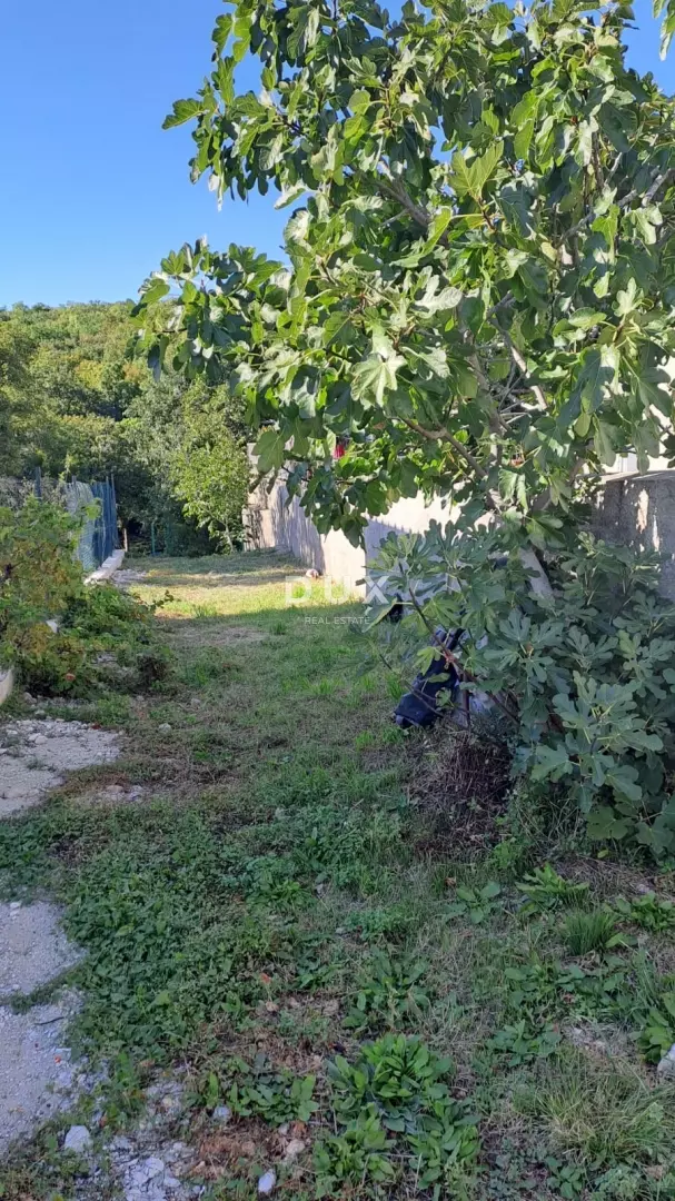 Land In Povile, Croatia (1.083 M²)