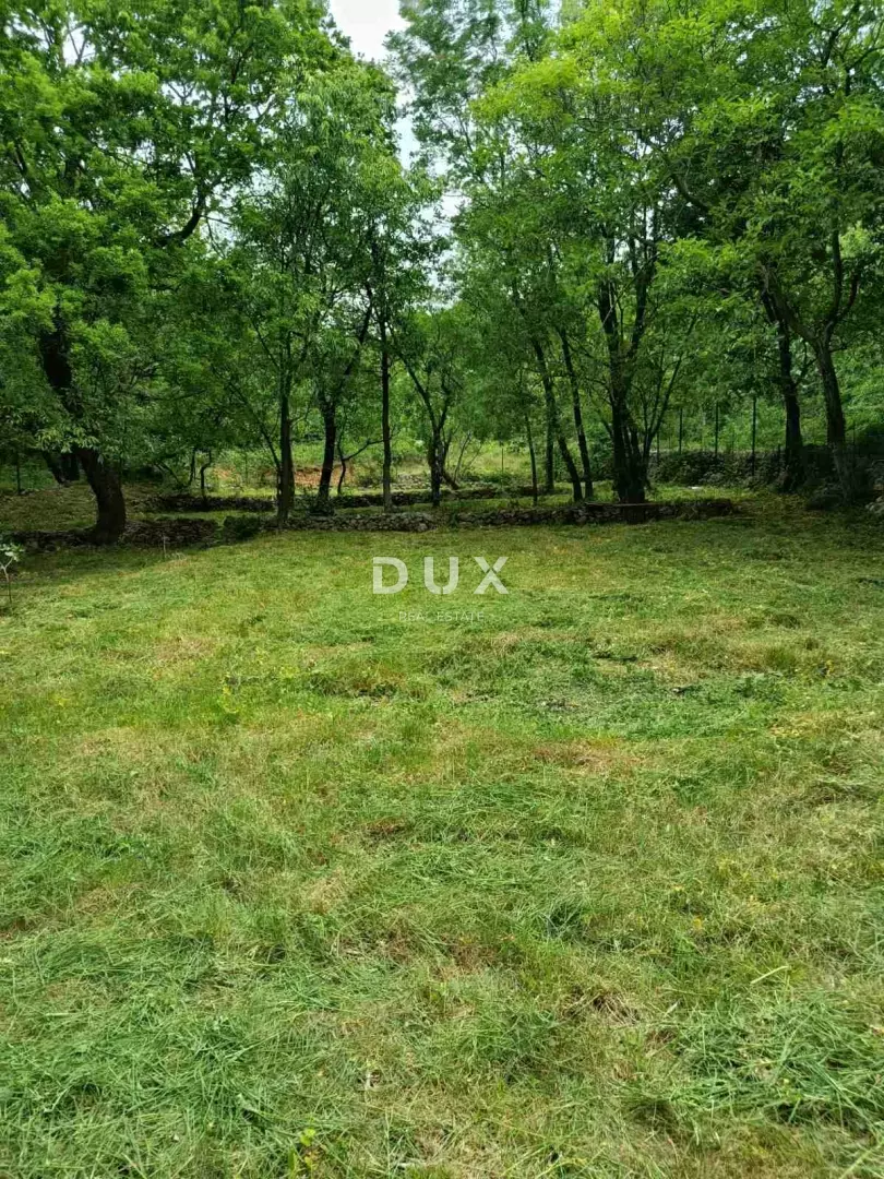 Land In Povile, Croatia (1.083 M²)