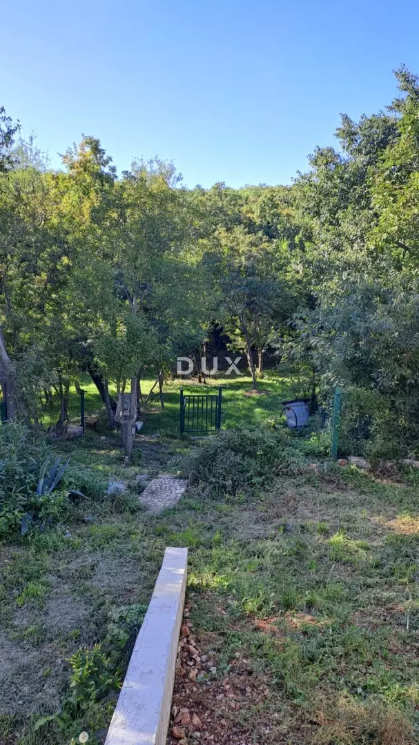 Land In Povile, Croatia (1.083 M²)