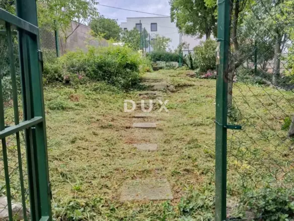 Land In Povile, Croatia (1.083 M²)