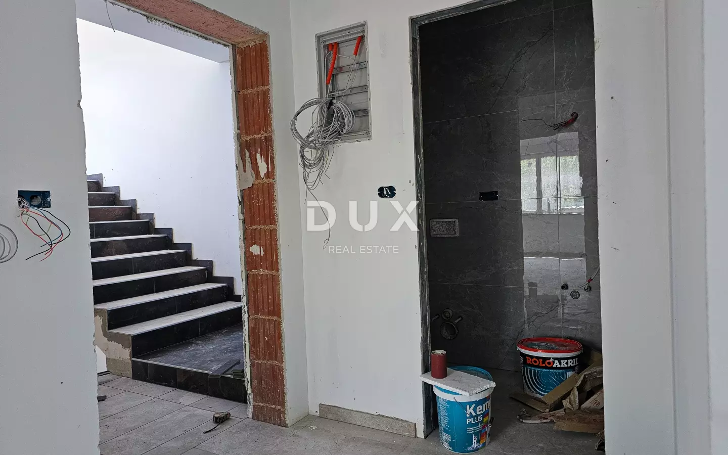 3-bedroom Apartment In Vrbnik, Croatia (108 M²)