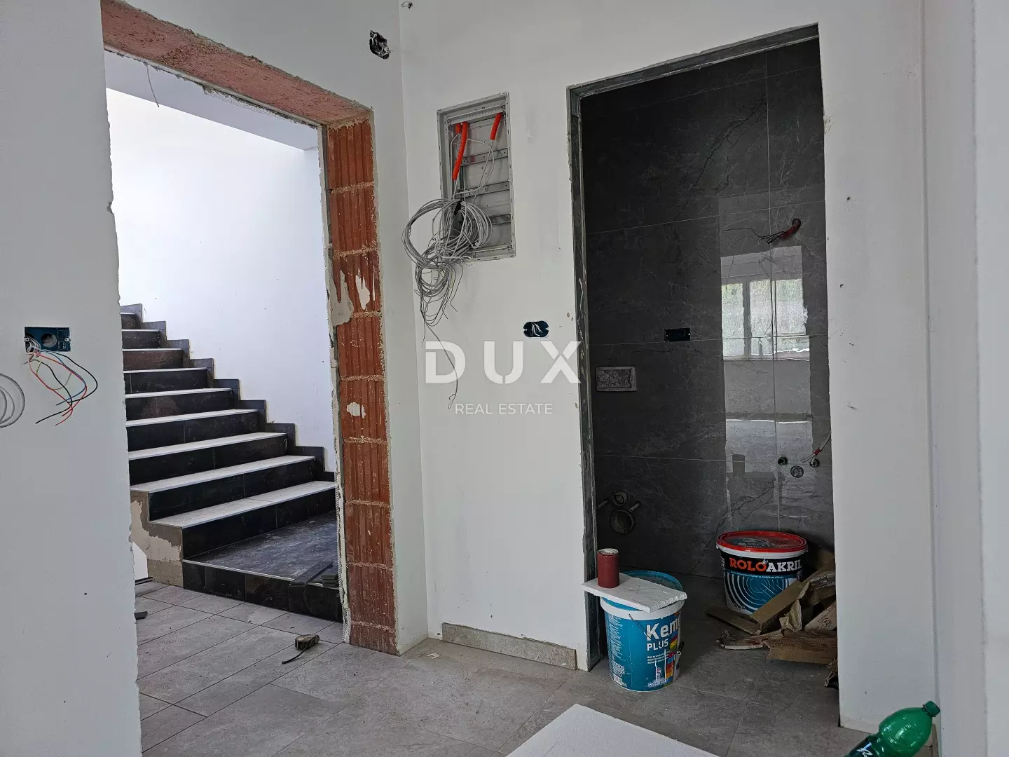 3-bedroom Apartment In Vrbnik, Croatia (108 M²)