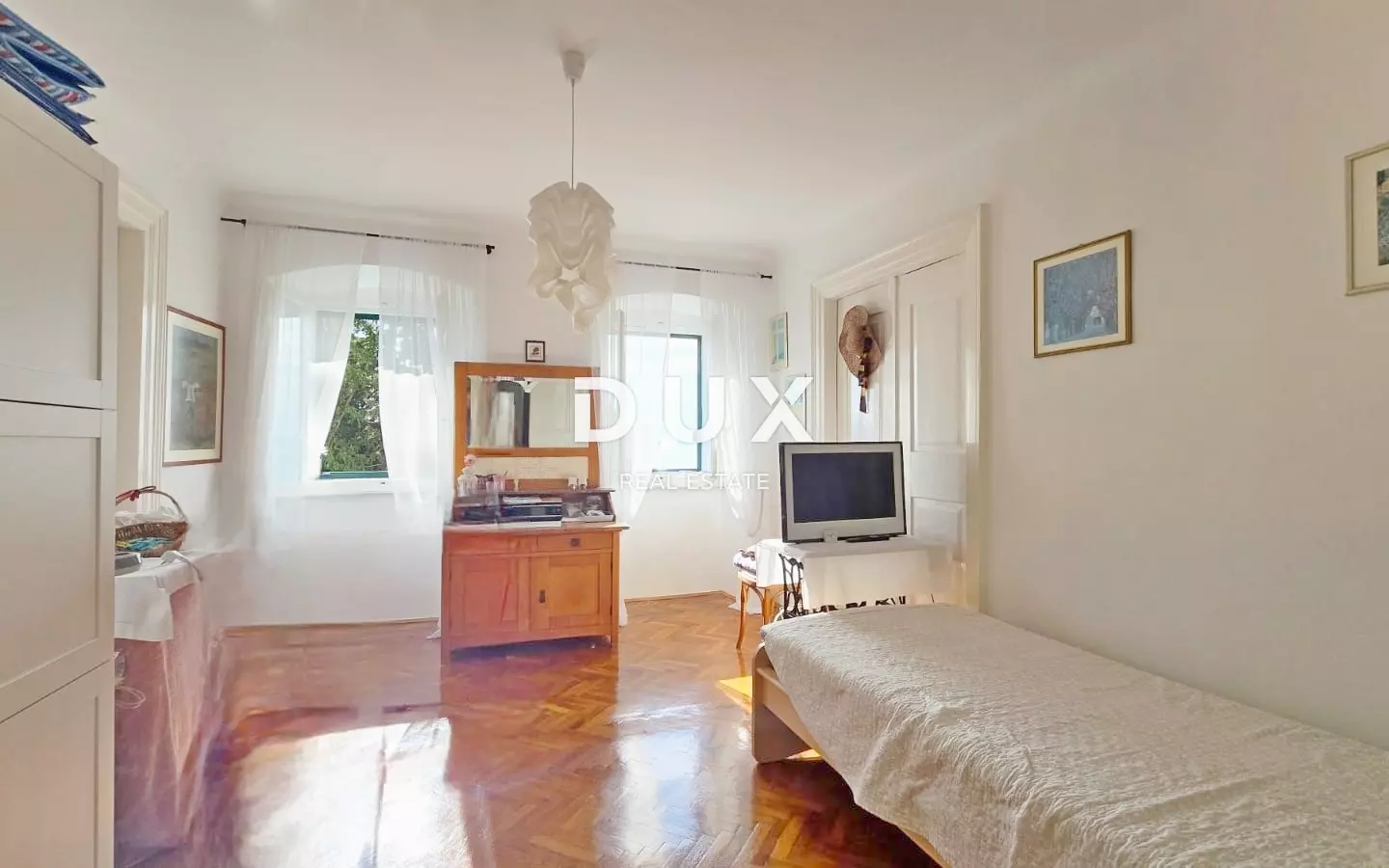 3-bedroom Apartment In Volosko, Croatia (94 M²)