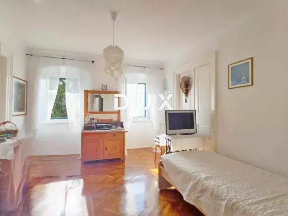 3-bedroom Apartment In Volosko, Croatia (94 M²)